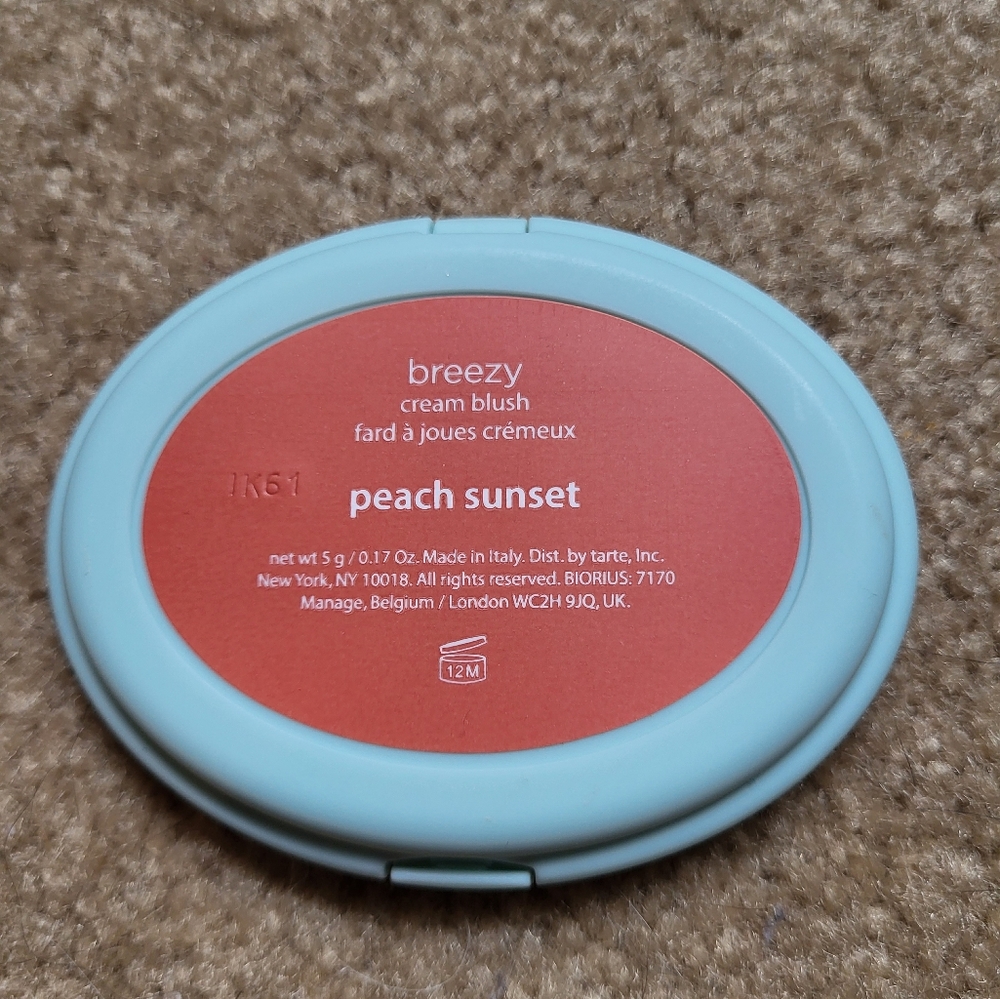 Cream blush